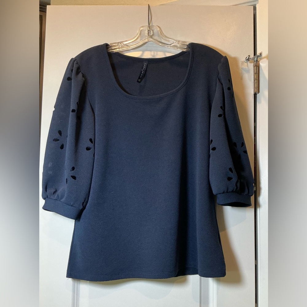 Luna Rae Blouse. Navy Blue. Short Sleeves with Floral Cut Outs. Size XL